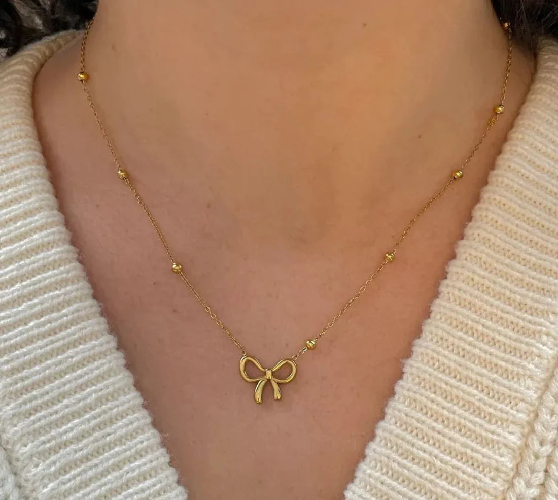 Bow Pendant