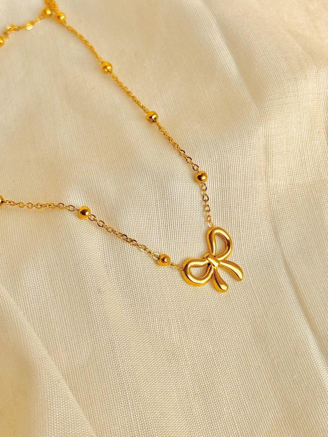 Bow Pendant