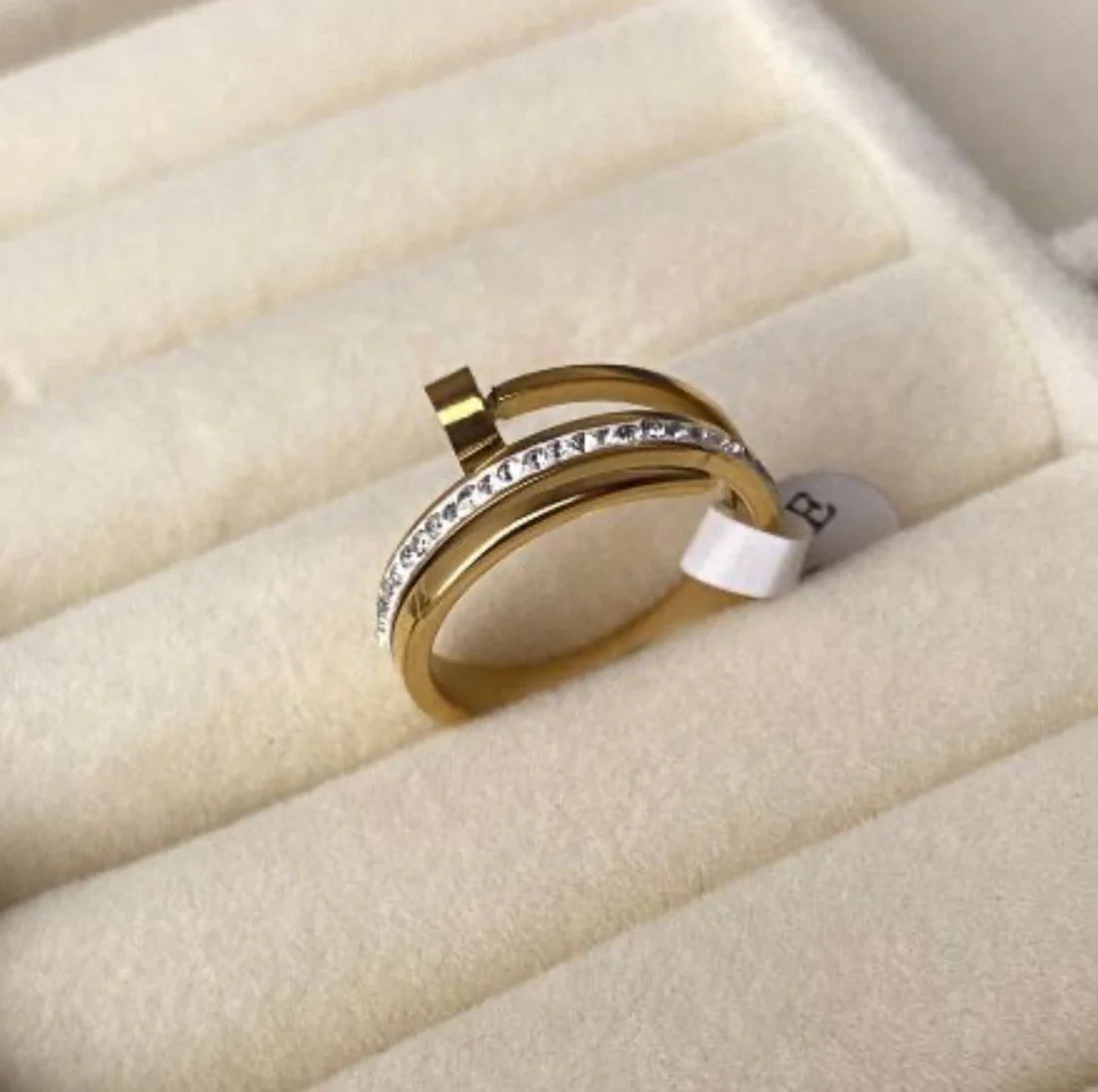 Nail Ring.