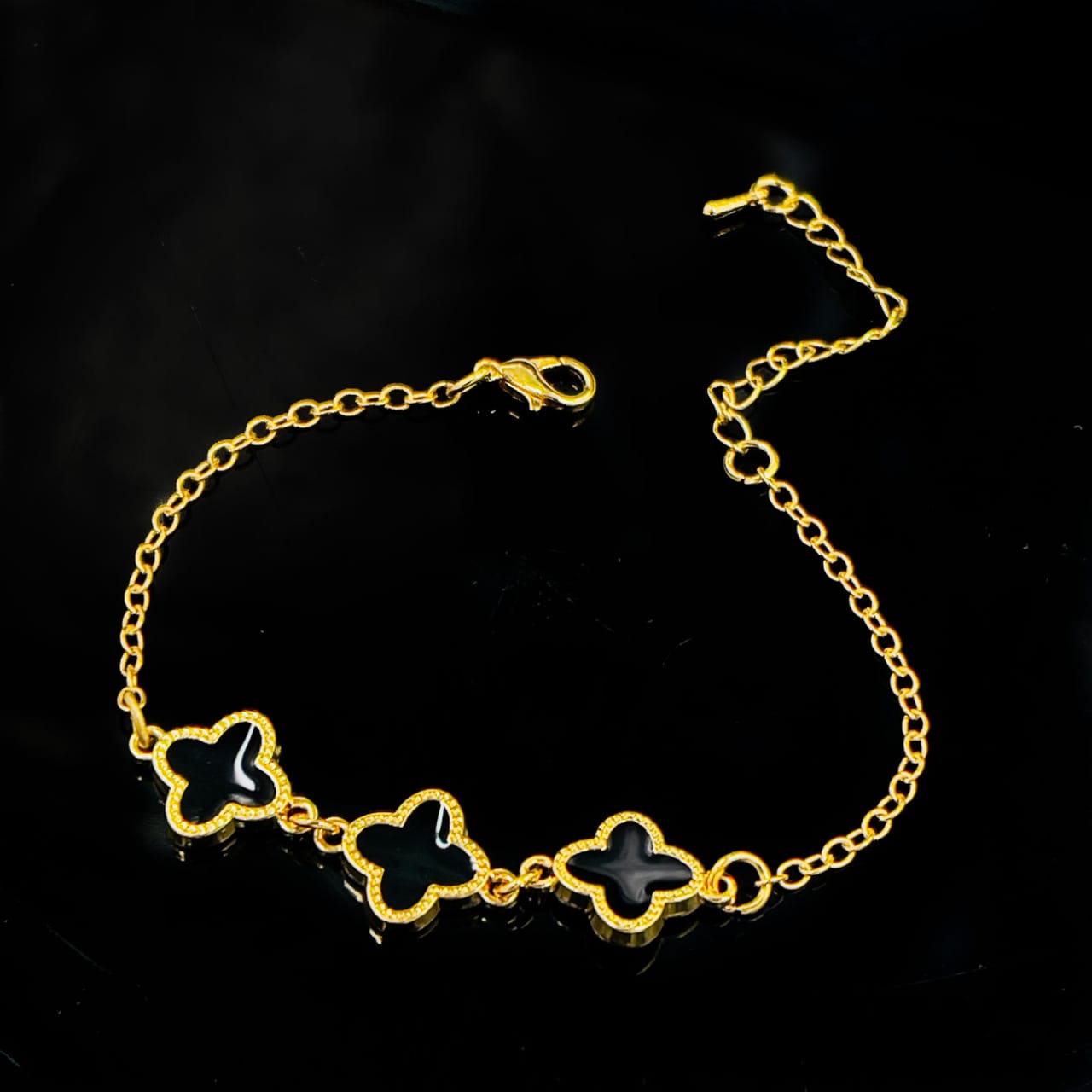 black clover bracelet (stainless steel)