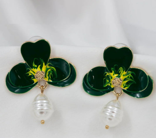 Leaf Painted Earrings Pair