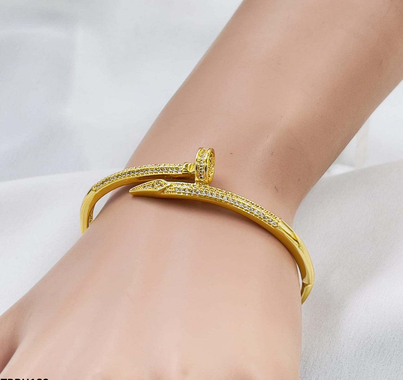 Nail bracelet