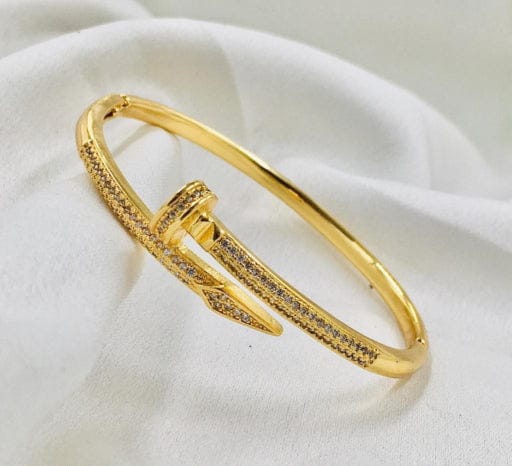 Nail bracelet