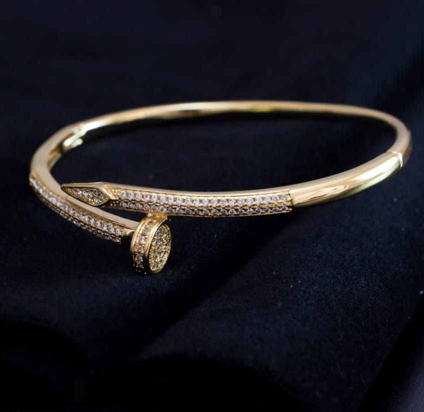 Nail bracelet