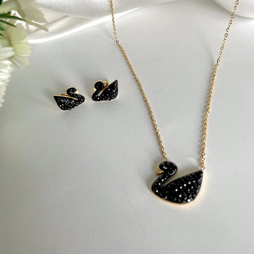 Black swan set (Necklace, earrings)